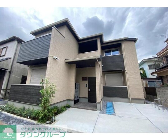 M.E maisonの物件外観写真